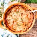 Fennel imparts a mild anise flavor pairing perfectly with sharp white cheddar cheese and creamy yellow potatoes.