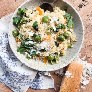 Mediterranean Rice with Castelvetrano olives, dried apricots, pine nuts, fresh basil, parmesan and brown rice.